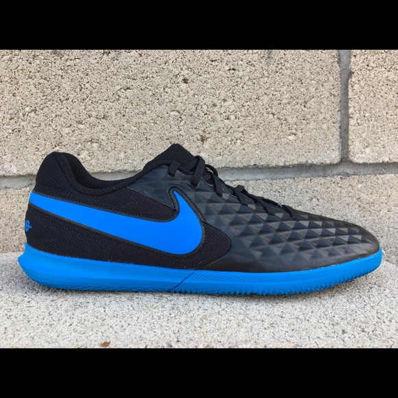 nike legend indoor soccer shoes